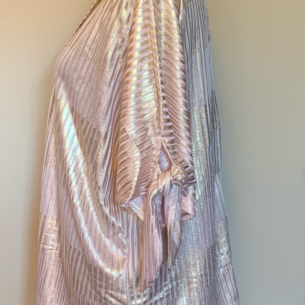 HOST PICK! LAST ONE! Fun plus top-New! - Picture 3 of 5